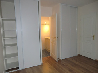 Maison a louer meyzieu - 5 pièce(s) - 138 m2 - Surfyn