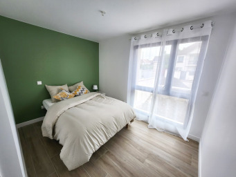 Maison a louer champs-sur-marne - 8 pièce(s) - 15 m2 - Surfyn