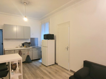Appartement a louer paris-18e-arrondissement - 2 pièce(s) - 37 m2 - Surfyn