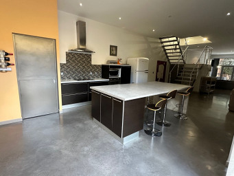 Maison a louer salon-de-provence - 5 pièce(s) - 180 m2 - Surfyn