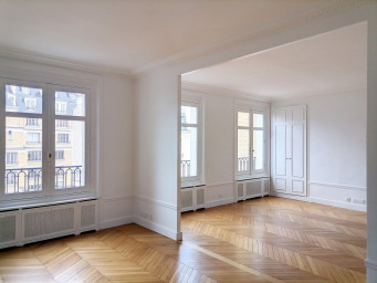 Appartement a louer paris-9e-arrondissement - 4 pièce(s) - 119.4 m2 - Surfyn