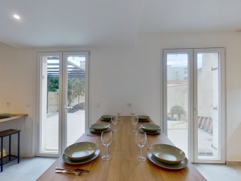 Maison a louer lyon-8e-arrondissement - 12 pièce(s) - 250 m2 - Surfyn