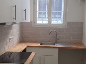 Appartement 3 pièce(s) 55.7 m²à louer Paris-10e-arrondissement
