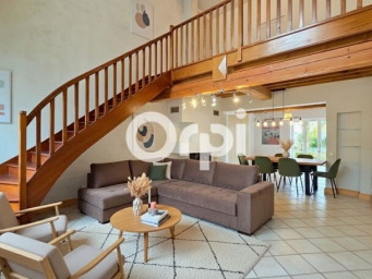 Maison a louer vaulx-en-velin - 4 pièce(s) - 182.49 m2 - Surfyn