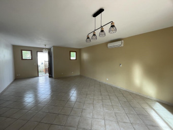 Maison a louer aubagne - 3 pièce(s) - 76.41 m2 - Surfyn