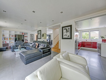 Maison a louer poissy - 6 pièce(s) - 229 m2 - Surfyn