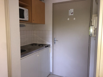 Appartement a louer reims - 1 pièce(s) - 17 m2 - Surfyn