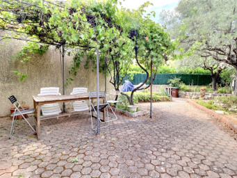 153 annonces de vente de maisons avec piscine a draguignan 83 seloger com