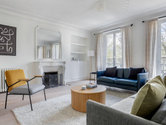 Appartement a louer paris-9e-arrondissement - 4 pièce(s) - 147 m2 - Surfyn