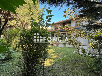 Maison 1 172 000 € - 170 m²