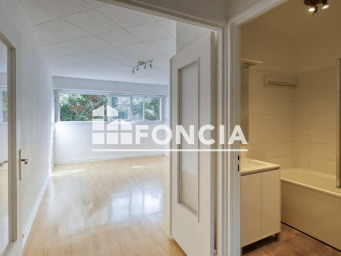 Appartement a louer les ulis - 2 pièce(s) - 46.8 m2 - Surfyn