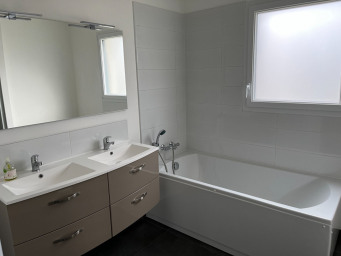 Maison a louer lannion - 4 pièce(s) - 101 m2 - Surfyn