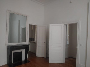 Appartement a louer paris-6e-arrondissement - 1 pièce(s) - 27.6 m2 - Surfyn