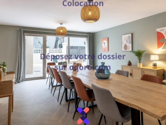 Maison a louer bron - 16 pièce(s) - 356.84 m2 - Surfyn