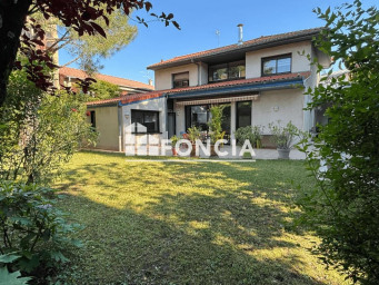 Maison 1 172 000 € - 170 m²