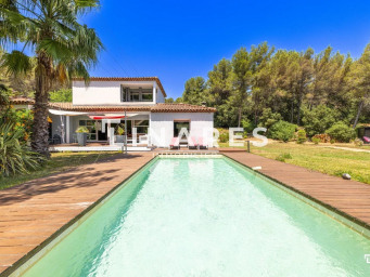 Maison a louer marseille-11e-arrondissement - 5 pièce(s) - 180 m2 - Surfyn