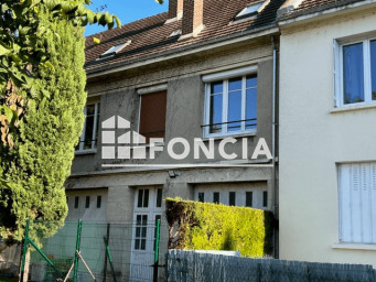 Maison 7 pièce(s) 114.9 m²à louer Beauvais