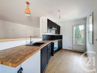 Maison a louer marseille-1er-arrondissement - 4 pièce(s) - 95.4 m2 - Surfyn