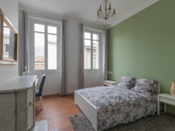 Maison a louer bordeaux - 10 pièce(s) - 292.02 m2 - Surfyn