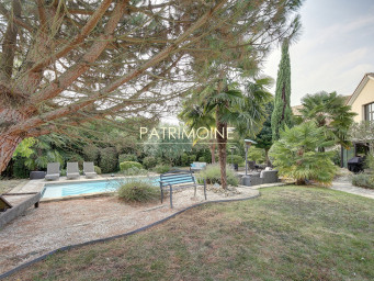 Maison a louer saint-germain-en-laye - 8 pièce(s) - 321 m2 - Surfyn