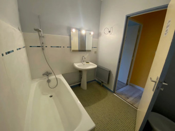 Appartement a louer montceau-les-mines - 2 pièce(s) - 51 m2 - Surfyn