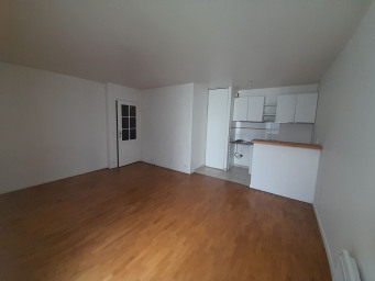 Appartement a louer paris-18e-arrondissement - 1 pièce(s) - 28.58 m2 - Surfyn