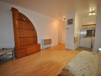 Appartement a louer plaisir - 1 pièce(s) - 24 m2 - Surfyn