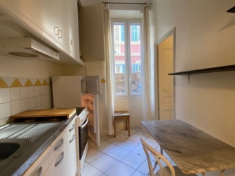 Appartement a louer marseille-6e-arrondissement - 1 pièce(s) - 29 m2 - Surfyn