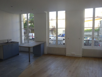 Appartement a louer lyon-5e-arrondissement - 3 pièce(s) - 62.2 m2 - Surfyn