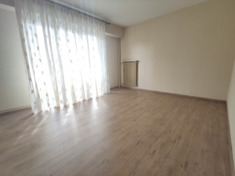 Appartement a louer vesoul - 3 pièce(s) - 68 m2 - Surfyn