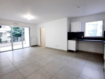 Appartement a louer lyon-8e-arrondissement - 3 pièce(s) - 65.4 m2 - Surfyn