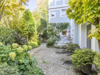 Maison a louer paris-16e-arrondissement - 7 pièce(s) - 261 m2 - Surfyn