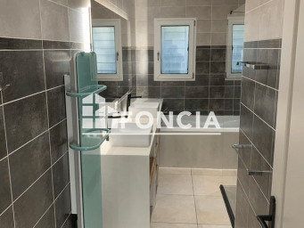 Maison a louer agde - 4 pièce(s) - 99 m2 - Surfyn