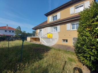 Maison a louer saint-priest - 6 pièce(s) - 177.06 m2 - Surfyn