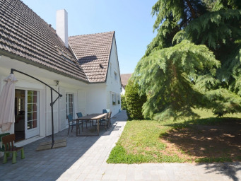 Maison a louer courbevoie - 7 pièce(s) - 204.18 m2 - Surfyn
