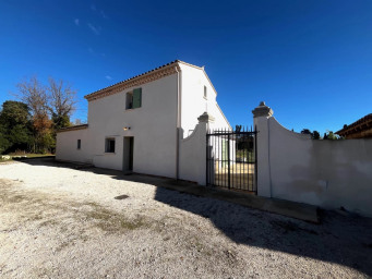 Maison a louer arles - 4 pièce(s) - 143 m2 - Surfyn