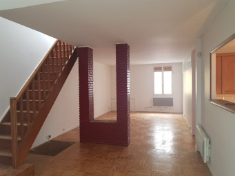 Maison a louer  - 5 pièce(s) - 116 m2 - Surfyn