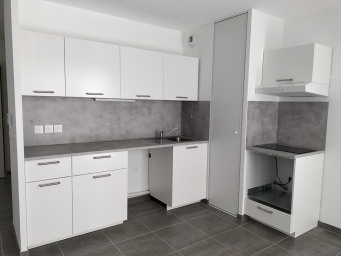 Appartement a louer marseille-12e-arrondissement - 1 pièce(s) - 33 m2 - Surfyn