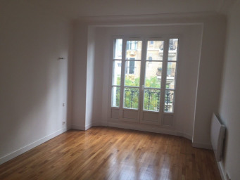 Appartement 3 pièce(s) 77 m²à louer Paris-13e-arrondissement