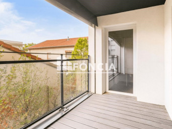 Appartement 320 € - 64 m²