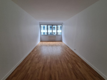 Appartement a louer paris-17e-arrondissement - 3 pièce(s) - 72 m2 - Surfyn