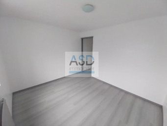 Appartement a louer wattrelos - 4 pièce(s) - 75 m2 - Surfyn