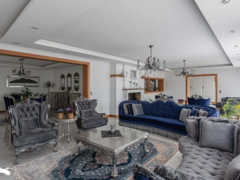 Maison a louer saint-herblain - 5 pièce(s) - 354.87 m2 - Surfyn