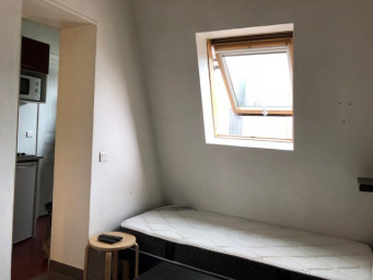 Appartement a louer paris-9e-arrondissement - 1 pièce(s) - 14 m2 - Surfyn
