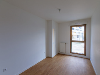 Appartement a louer stains - 4 pièce(s) - 75.8 m2 - Surfyn