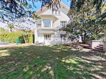 Maison 1 250 000 € - 276 m²