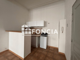 Appartement a louer nimes - 1 pièce(s) - 29.7 m2 - Surfyn