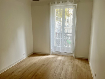 Appartement a louer paris-18e-arrondissement - 5 pièce(s) - 81.48 m2 - Surfyn