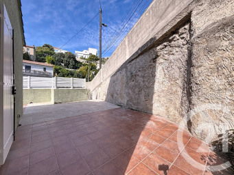 Maison a louer marseille-1er-arrondissement - 4 pièce(s) - 95.4 m2 - Surfyn