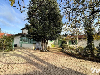 Maison a louer dole - 6 pièce(s) - 0 m2 - Surfyn